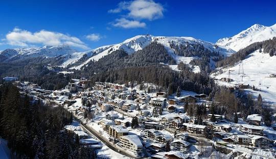 Buying Weed in St. Anton